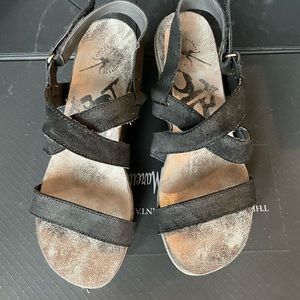 OTBT Platform sandals. Great condition